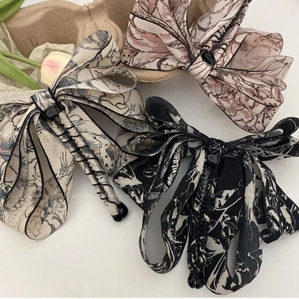 1 Pc Acrylic Cloth Vertical Clip Korean Style Hairpin Women Headdress Ponytail Hold Clips Fashion Apparel Accessories Girl Gift