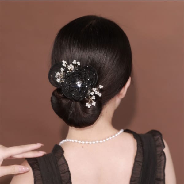 Cloth Flower Hair Clip for Woman Exquisite Flexible Tool Twist Hairstyle Bun Non-slip New Headwear Maker Apparel Accessories